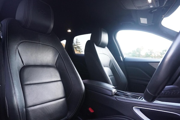 Used Jaguar F-Pace 2017 for sale - 75644146: Photo 18