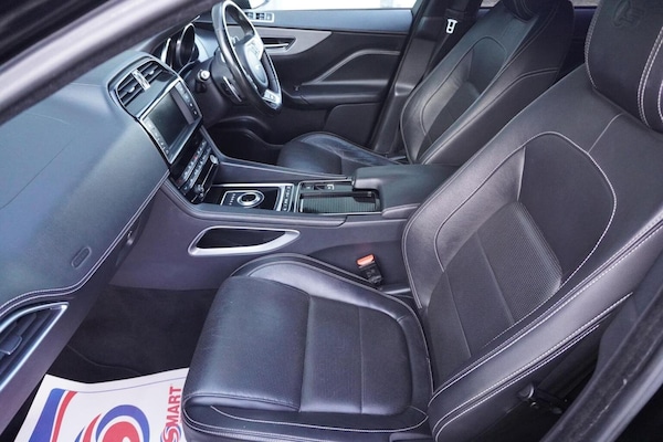 Used Jaguar F-Pace 2017 for sale - 75644146: Photo 37