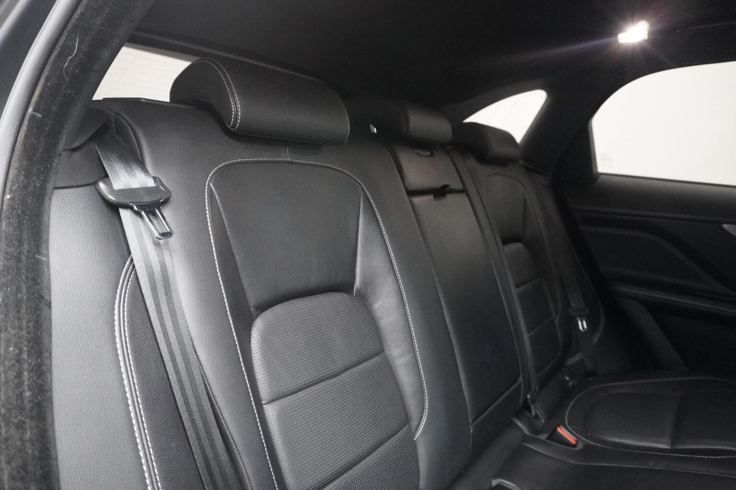 Used Jaguar F-Pace 2017 for sale - 75644146: Photo 43