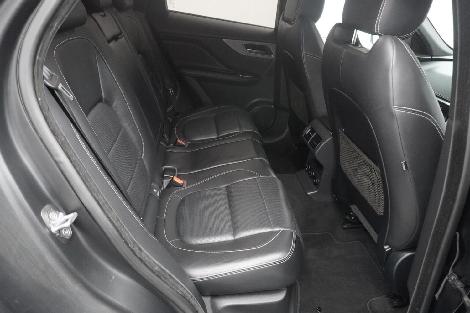 Used Jaguar F-Pace 2017 for sale - 75644146: Photo 45