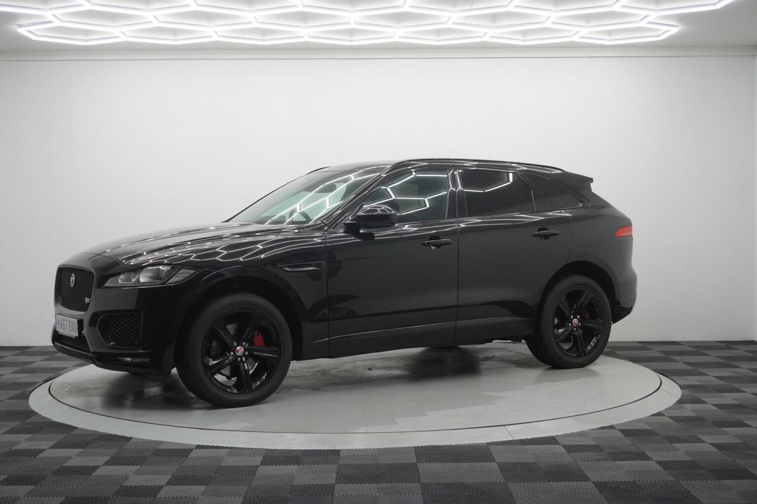 Used Jaguar F-Pace 2017 for sale - 75644146: Photo 54