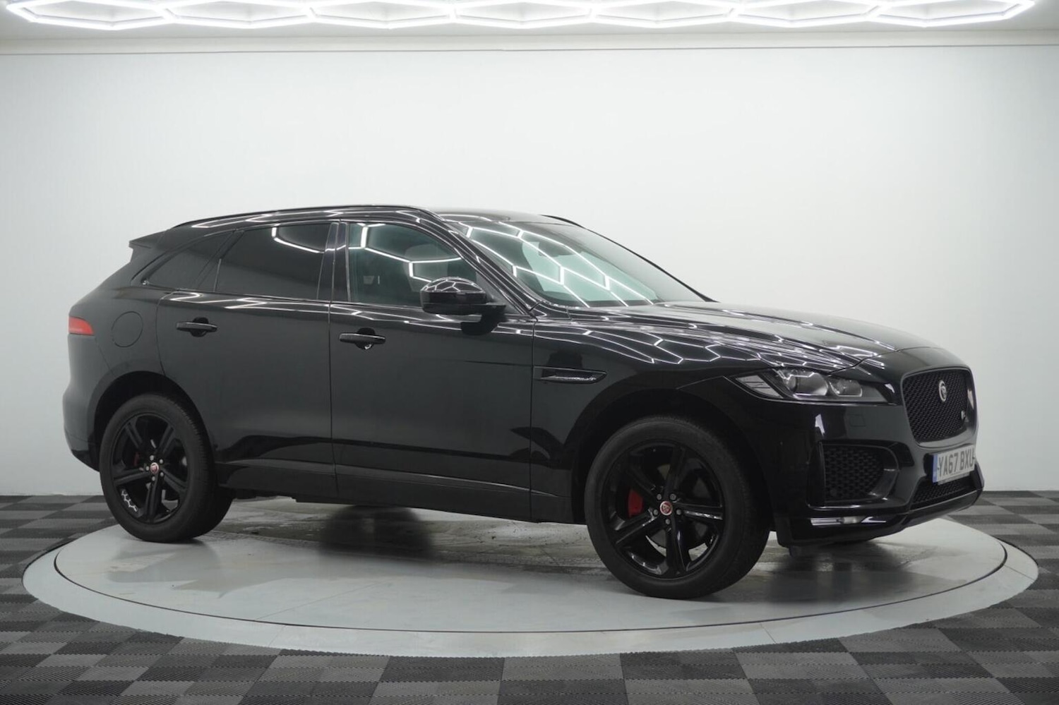 Used Jaguar F-Pace 2017 for sale - 75644146: Photo 55