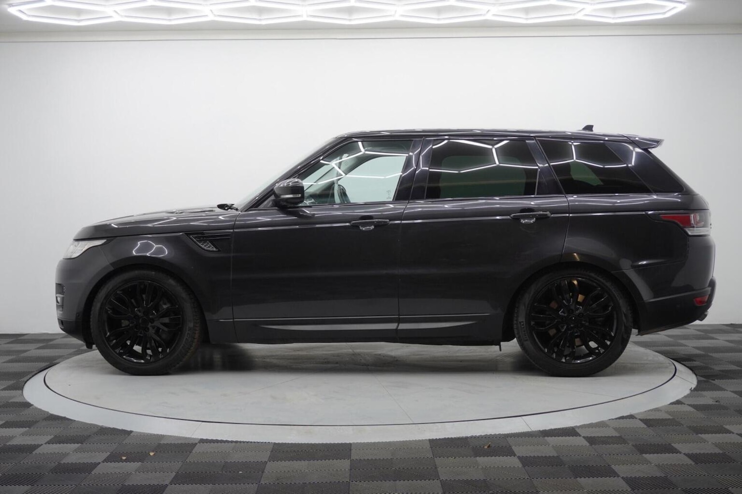 Used Land Rover Range Rover Sport 2015 for sale - 77129670: Photo 14