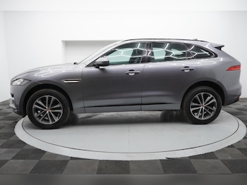 Used Jaguar F-Pace 2019 for sale - 79290224: Photo