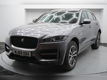 Used Jaguar F-Pace 2019 for sale - 79290224: Photo