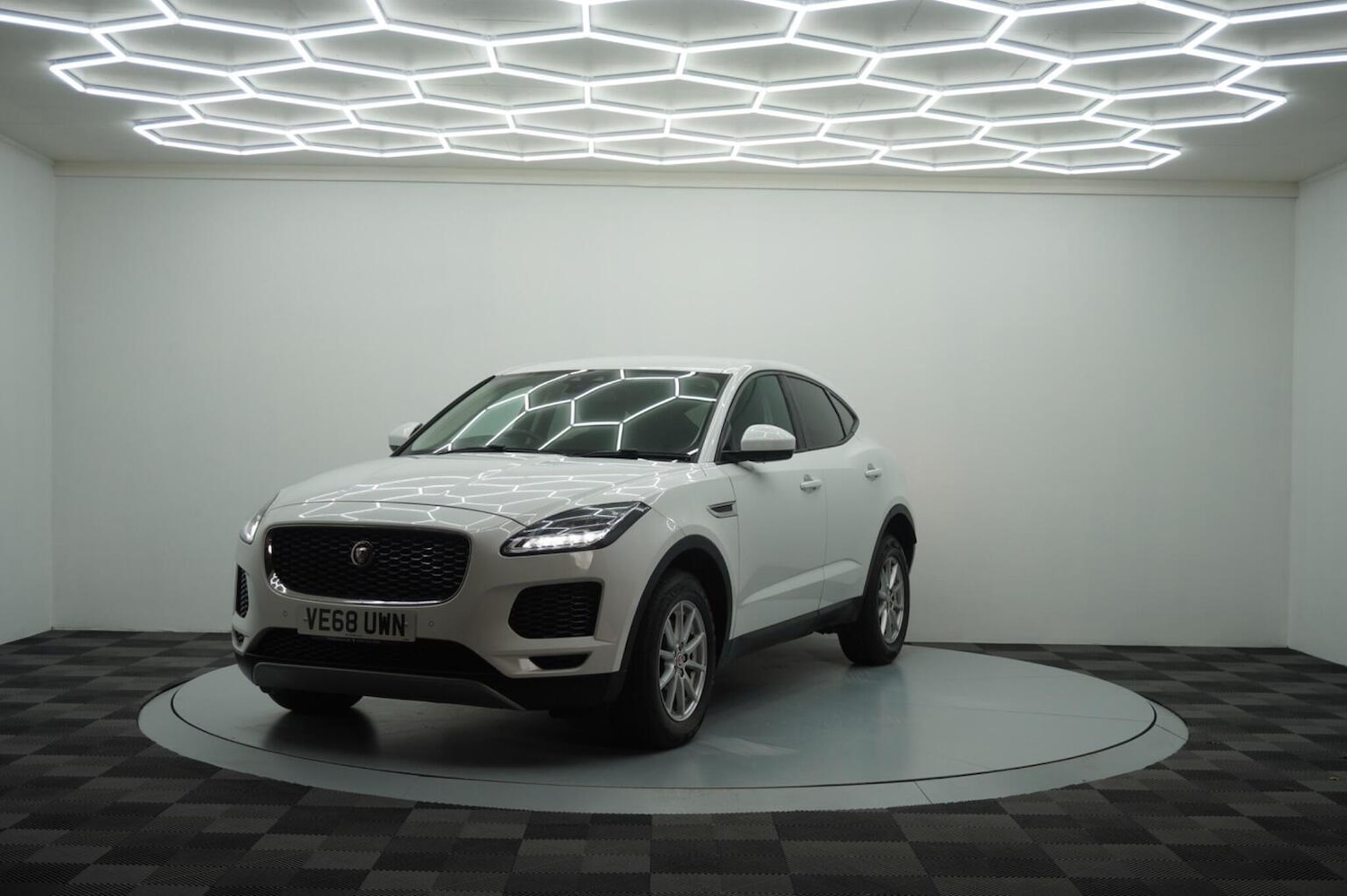 Used Jaguar E-Pace 2018 for sale - 77431355: Photo 10