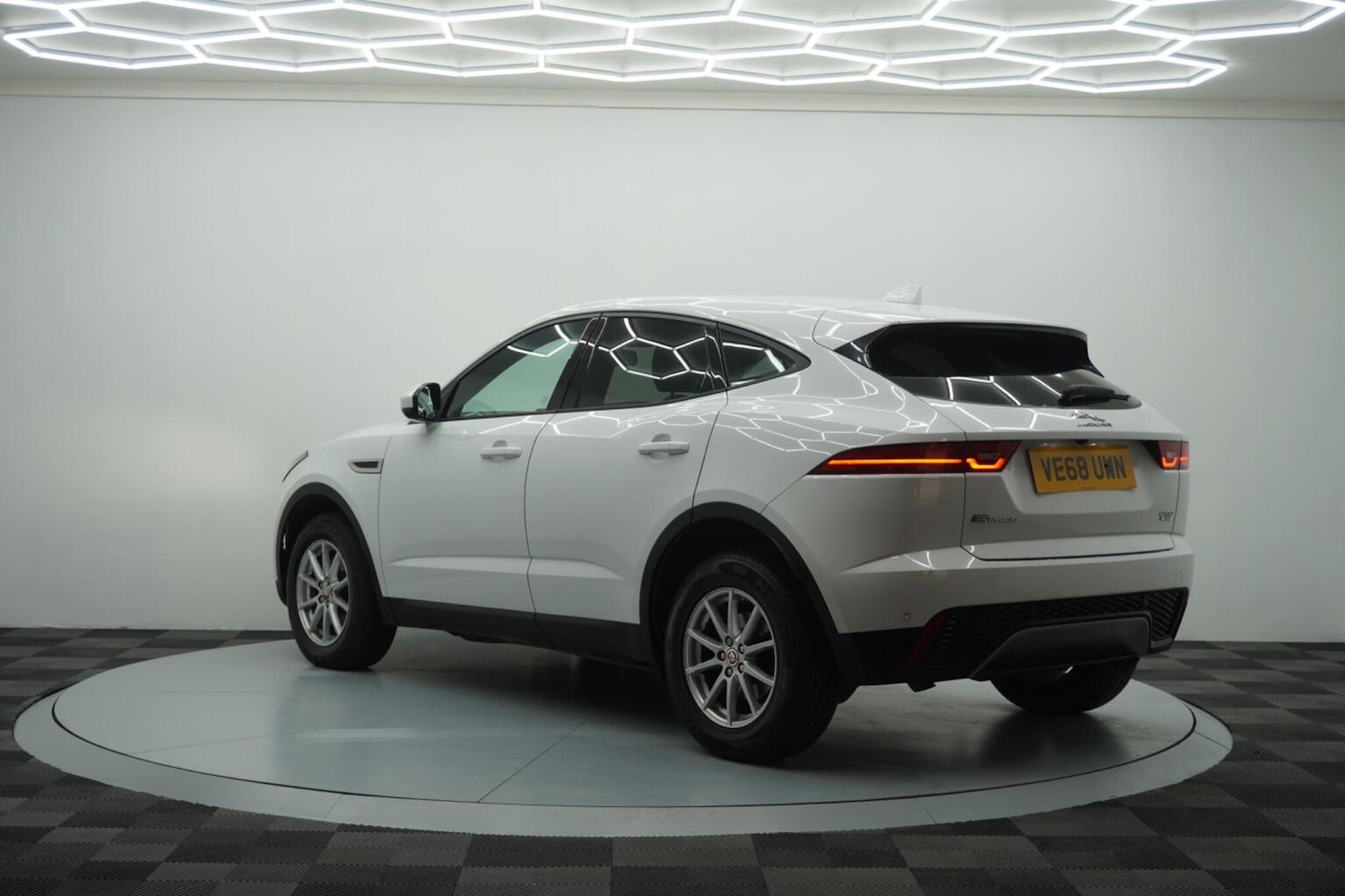 Used Jaguar E-Pace 2018 for sale - 77431355: Photo 18