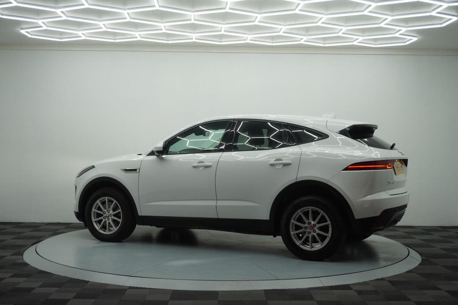 Used Jaguar E-Pace 2018 for sale - 77431355: Photo 19