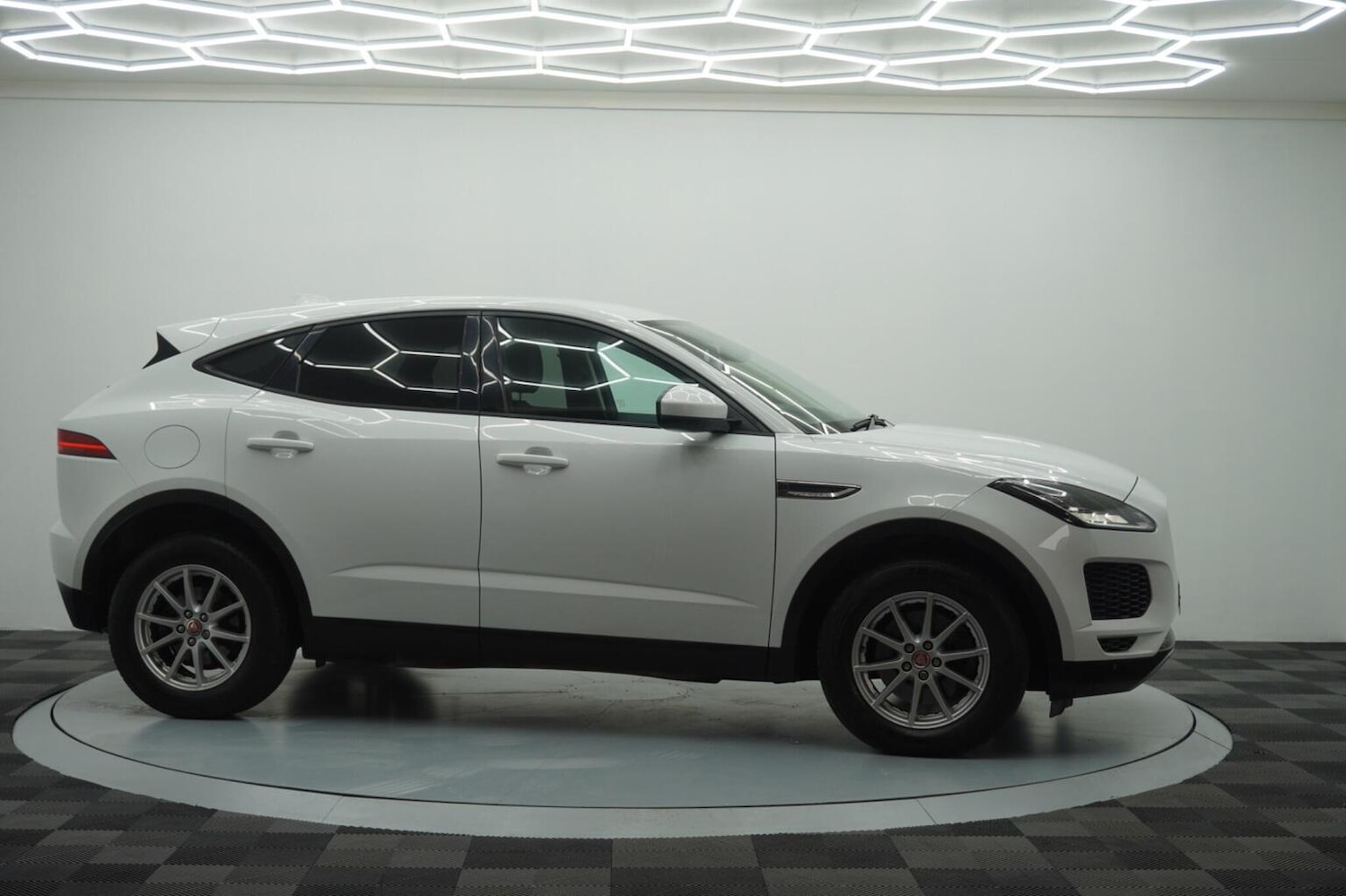 Used Jaguar E-Pace 2018 for sale - 77431355: Photo 25