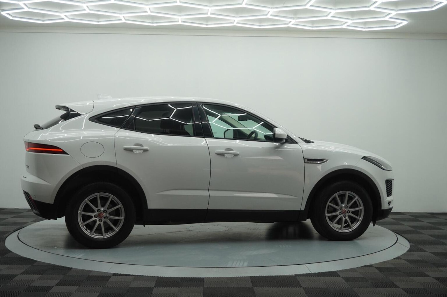 Used Jaguar E-Pace 2018 for sale - 77431355: Photo 30