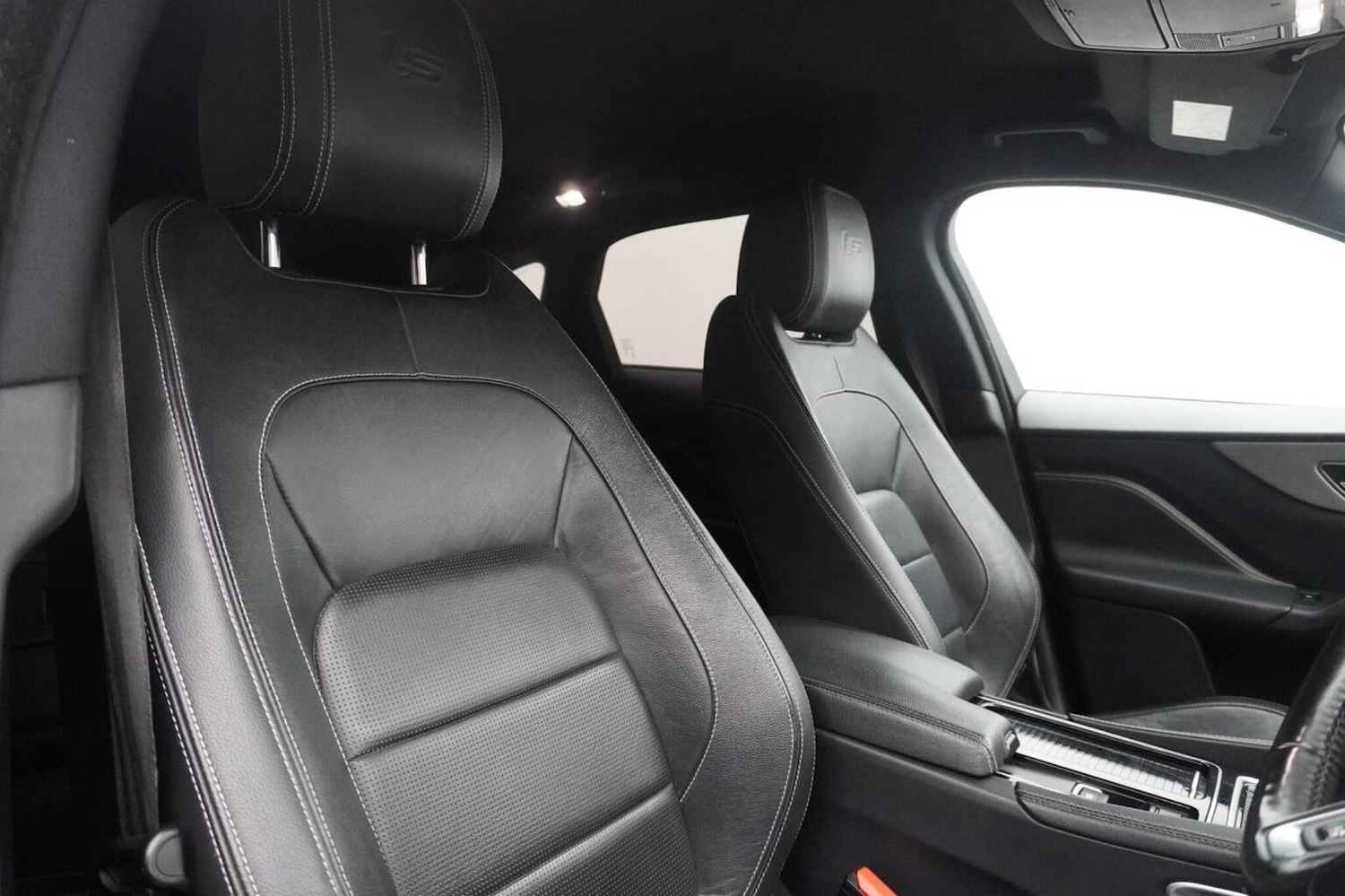 Used Jaguar E-Pace 2018 for sale - 77431355: Photo 40