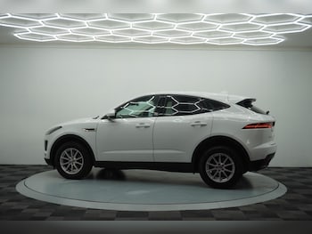 Used Jaguar E-Pace 2018 for sale - 77431355: Photo