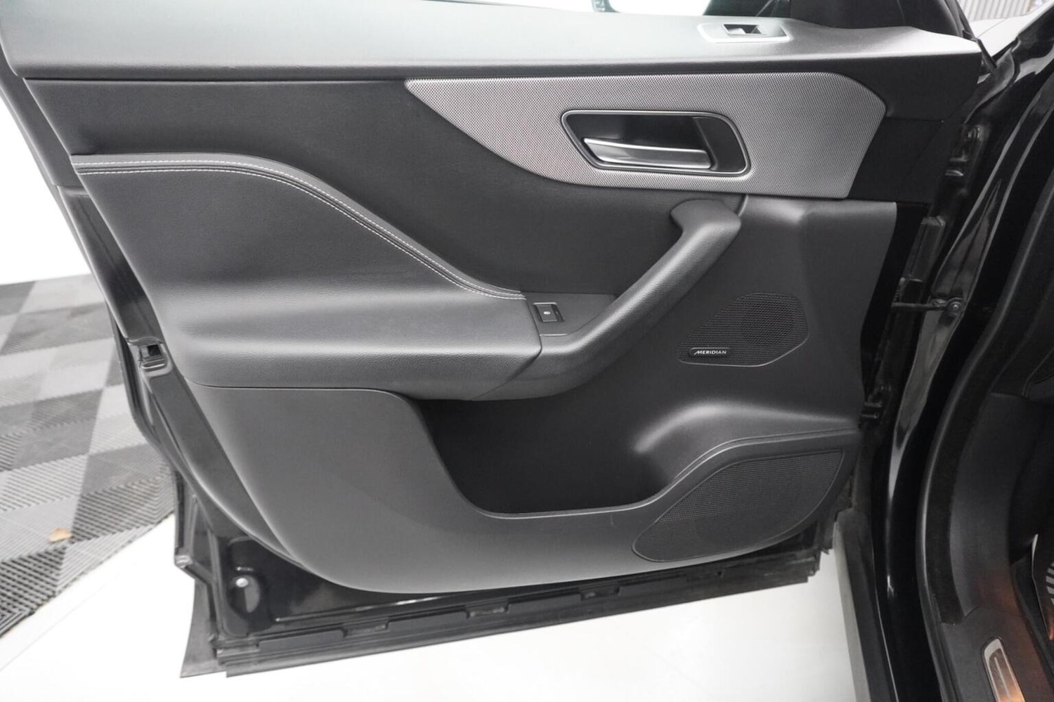 Used Jaguar E-Pace 2018 for sale - 77431355: Photo 58