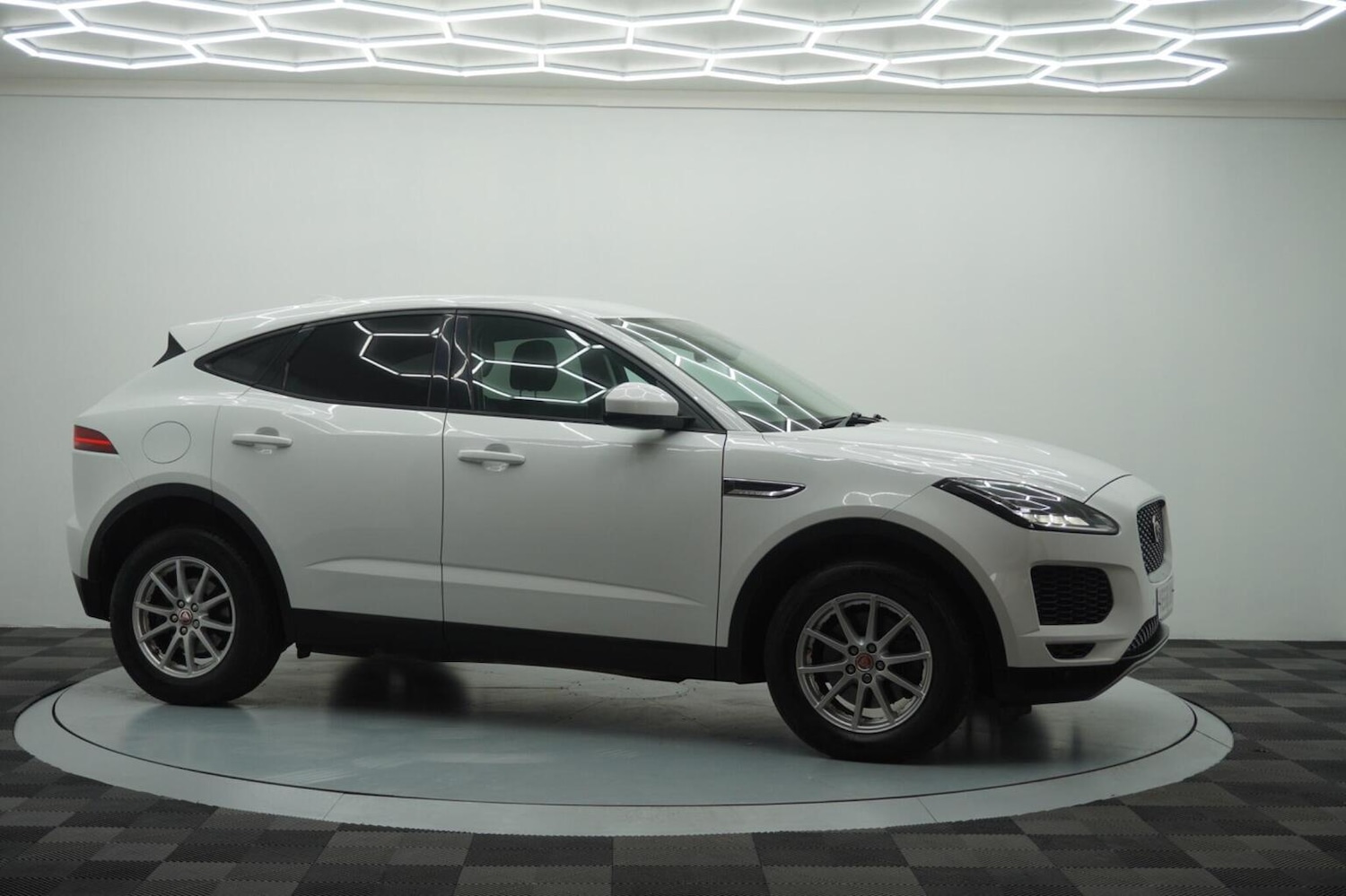 Used Jaguar E-Pace 2018 for sale - 77431355: Photo 68