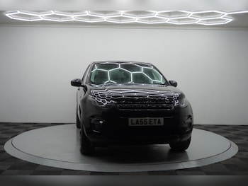 Used Land Rover Discovery Sport 2018 for sale - 76785118: Photo