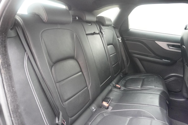 Used Jaguar F-Pace 2018 for sale - 75545263: Photo 19
