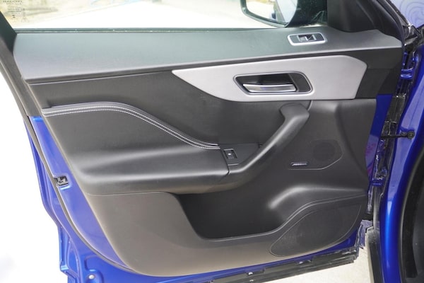Used Jaguar F-Pace 2018 for sale - 75545263: Photo 29