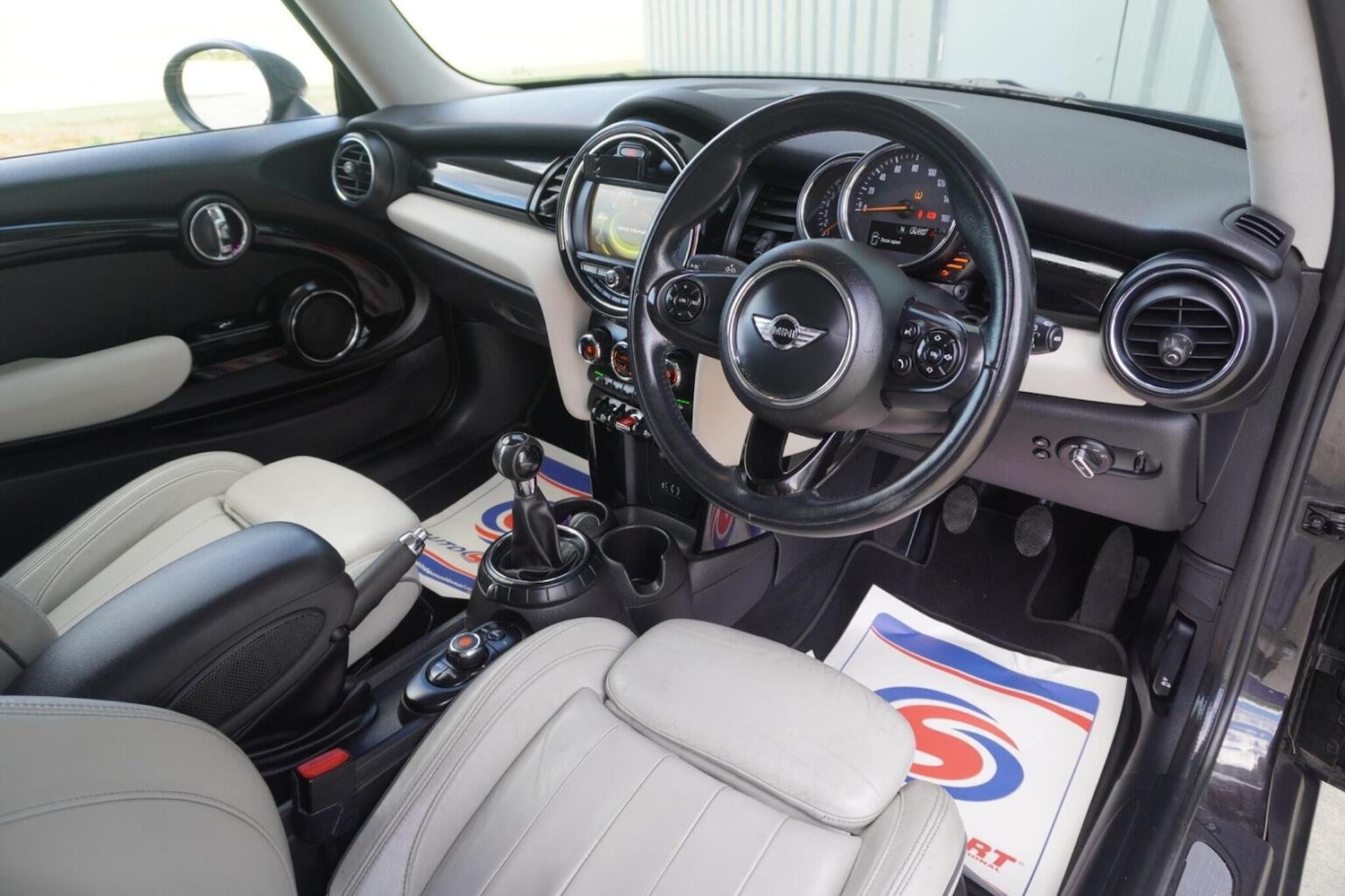 Used MINI Hatch 2014 for sale - 75587203: Photo 16