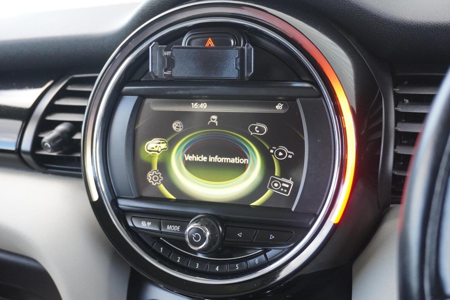 Used MINI Hatch 2014 for sale - 75587203: Photo 32