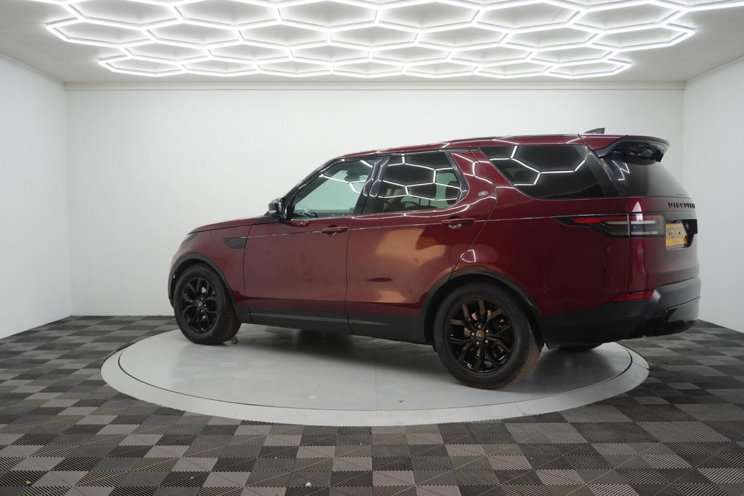 Used Land Rover Discovery 2017 for sale - 77107701: Photo 10