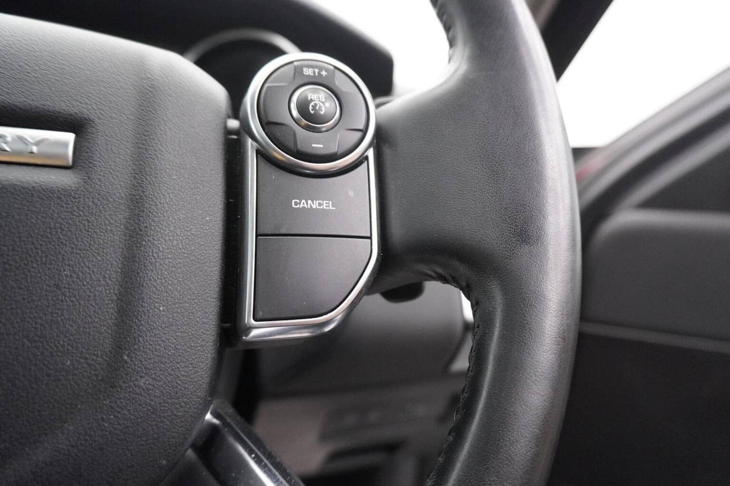 Used Land Rover Discovery 2017 for sale - 77107701: Photo 52