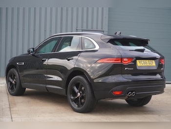 Used Jaguar F-Pace 2016 for sale - 76281343: Photo
