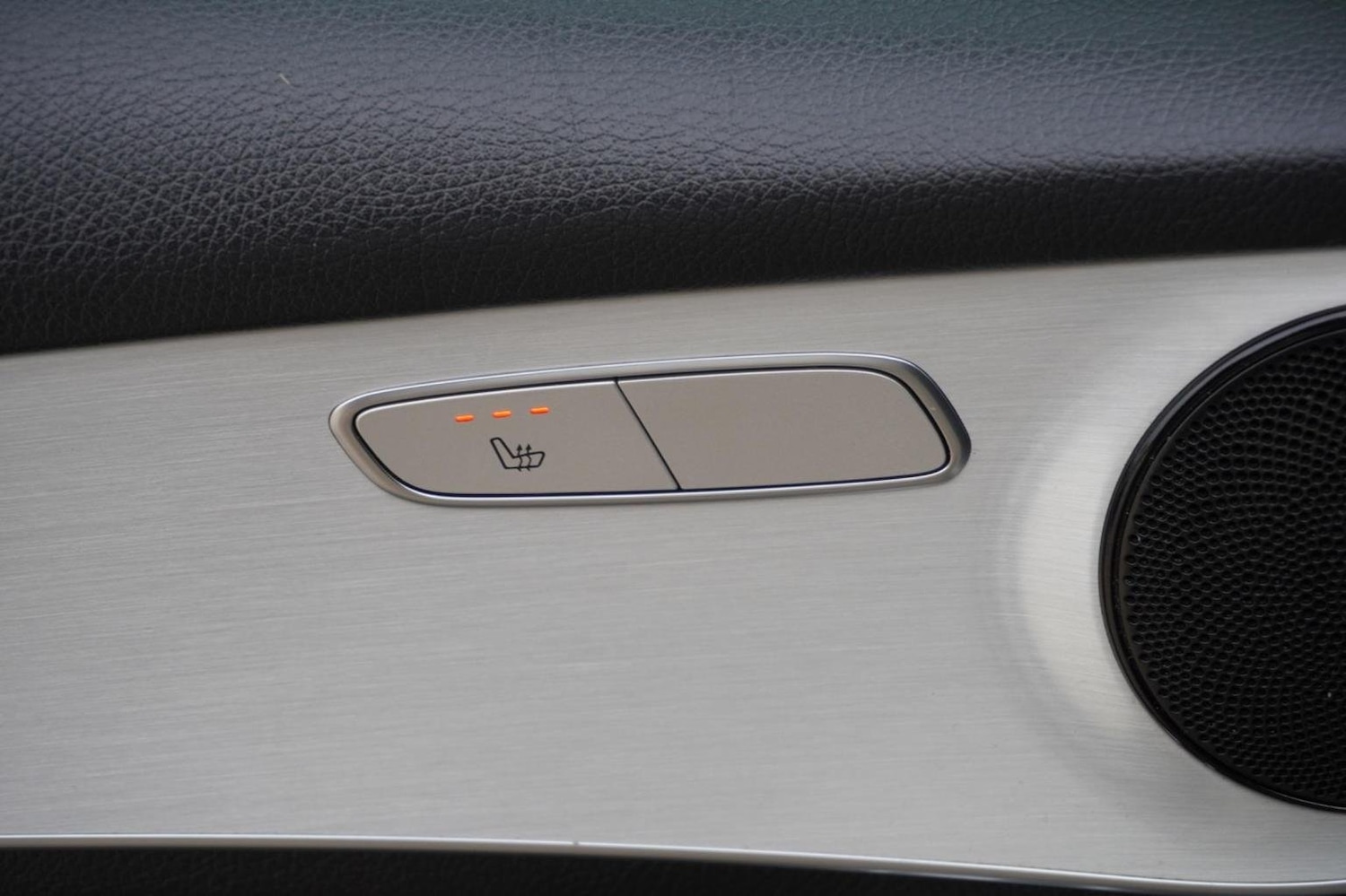 Used Mercedes-Benz GLC 2016 for sale - 76547891: Photo 22