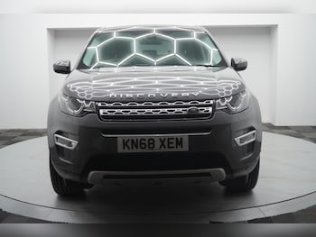 Used Land Rover Discovery Sport 2018 for sale - 79566605: Photo