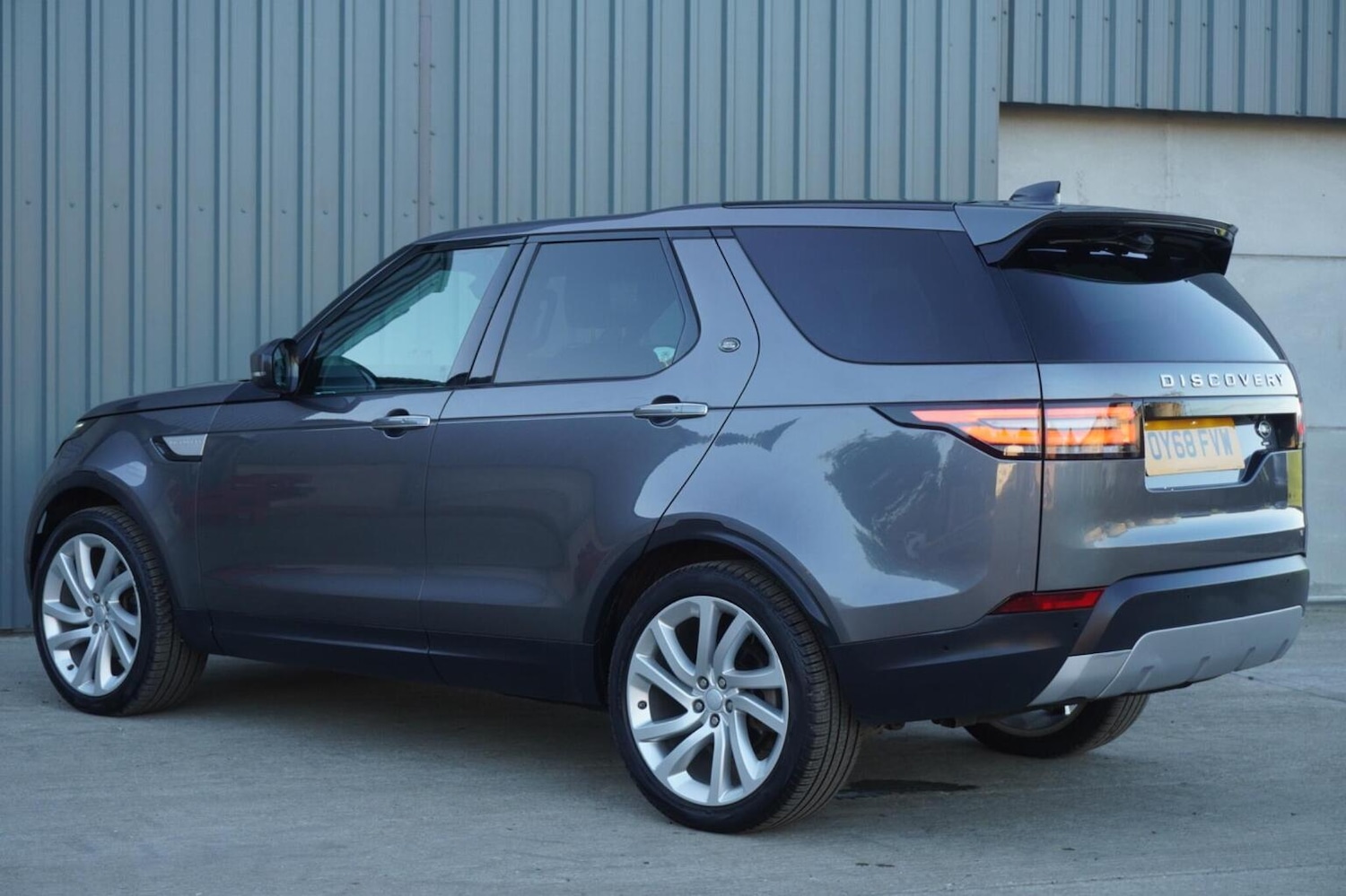 Used Land Rover Discovery 2018 for sale - 76596570: Photo 12