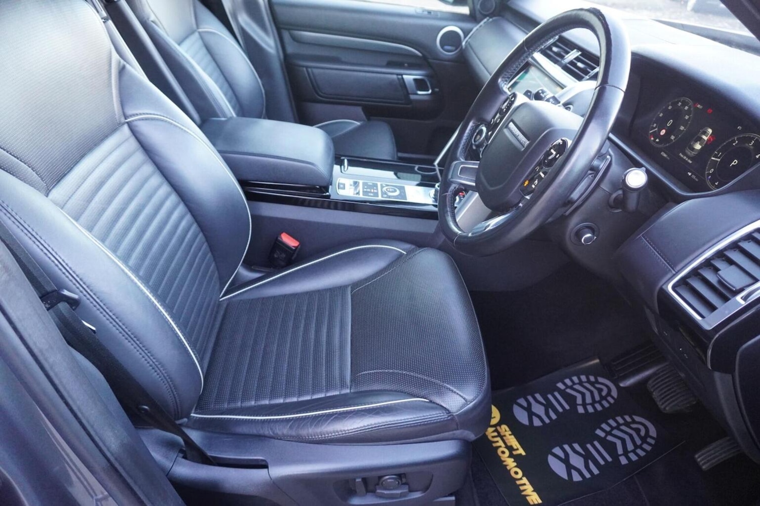 Used Land Rover Discovery 2018 for sale - 76596570: Photo 17