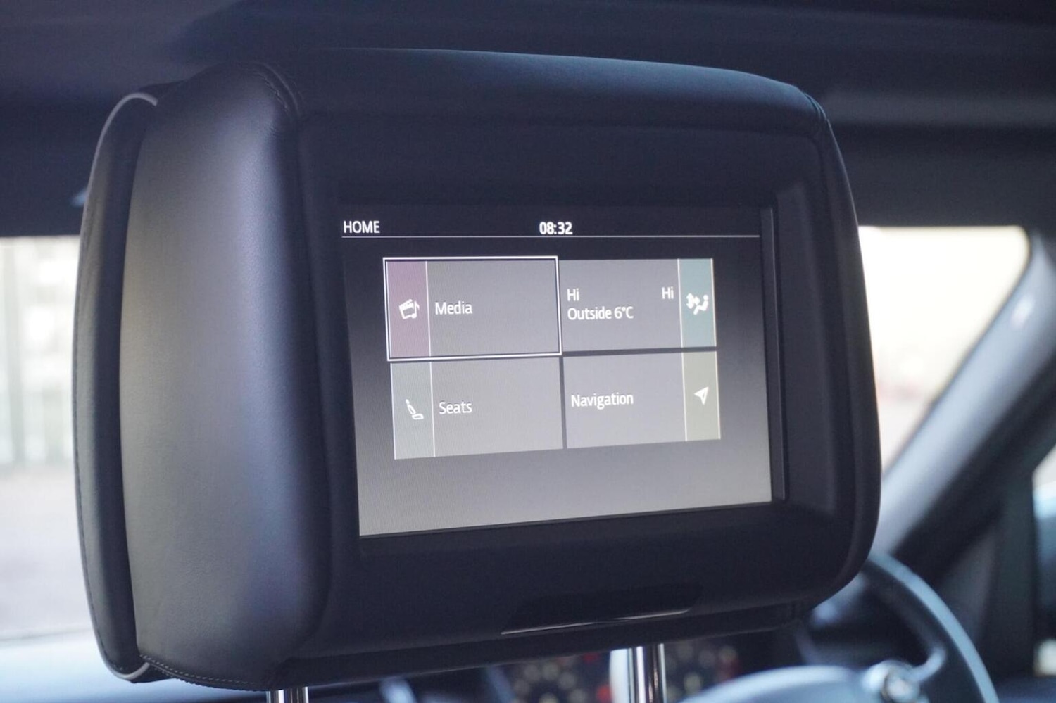 Used Land Rover Discovery 2018 for sale - 76596570: Photo 2