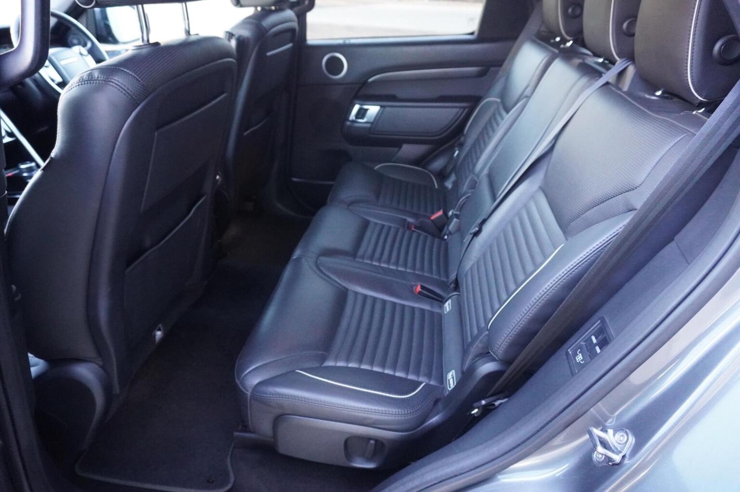 Used Land Rover Discovery 2018 for sale - 76596570: Photo 23