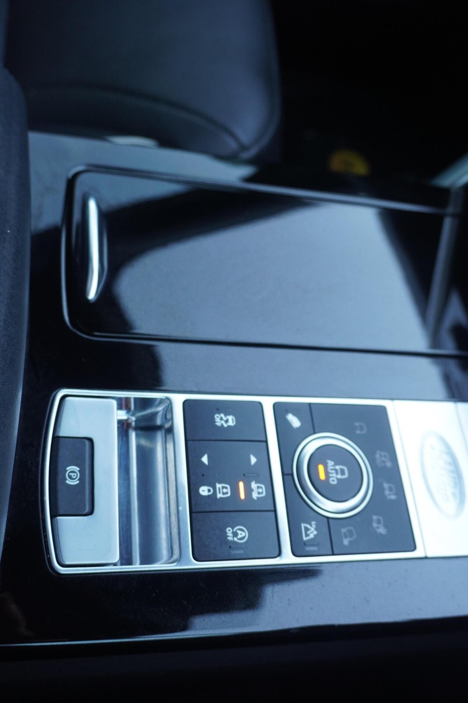 Used Land Rover Discovery 2018 for sale - 76596570: Photo 27