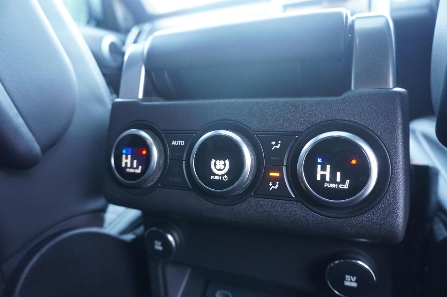 Used Land Rover Discovery 2018 for sale - 76596570: Photo 35