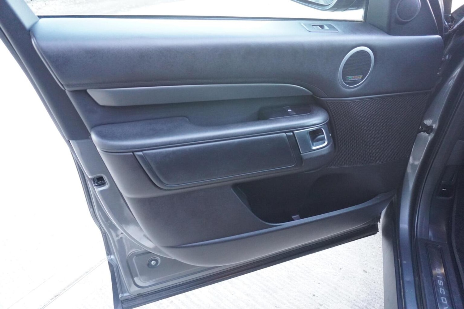 Used Land Rover Discovery 2018 for sale - 76596570: Photo 37