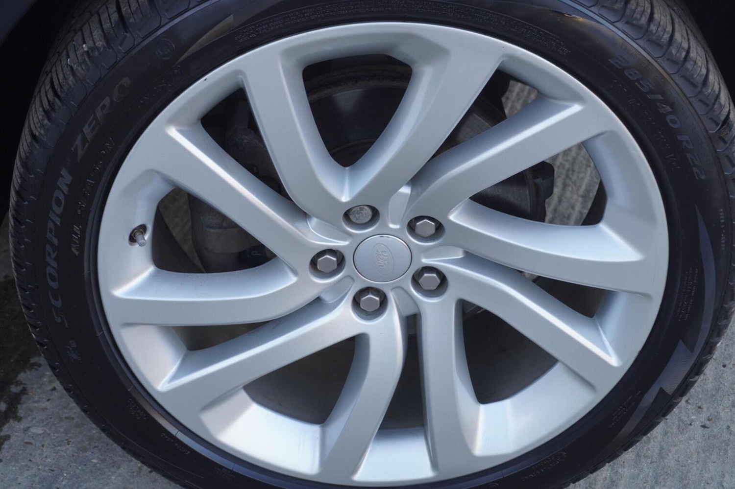 Used Land Rover Discovery 2018 for sale - 76596570: Photo 41