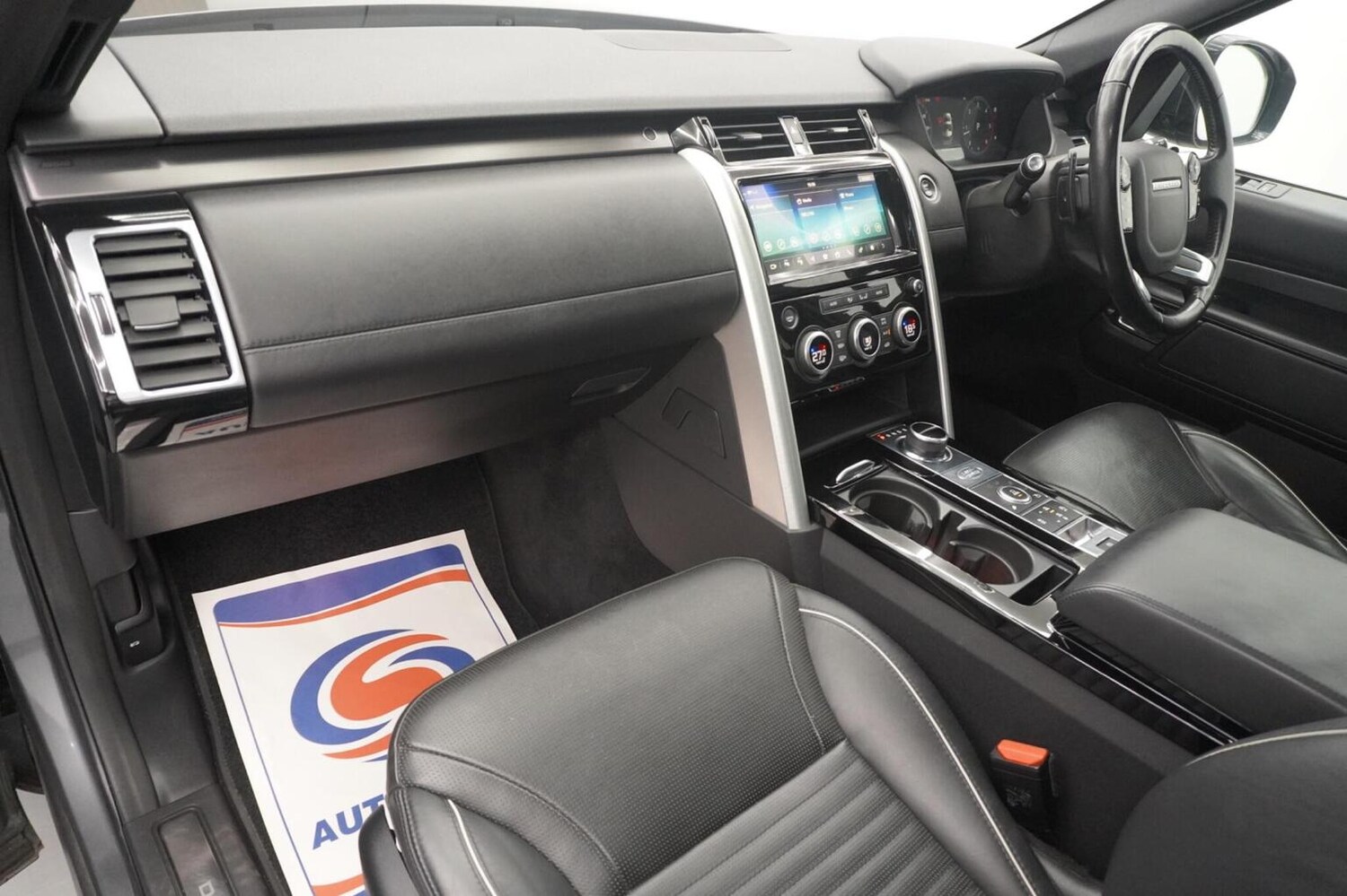 Used Land Rover Discovery 2018 for sale - 76596570: Photo 61