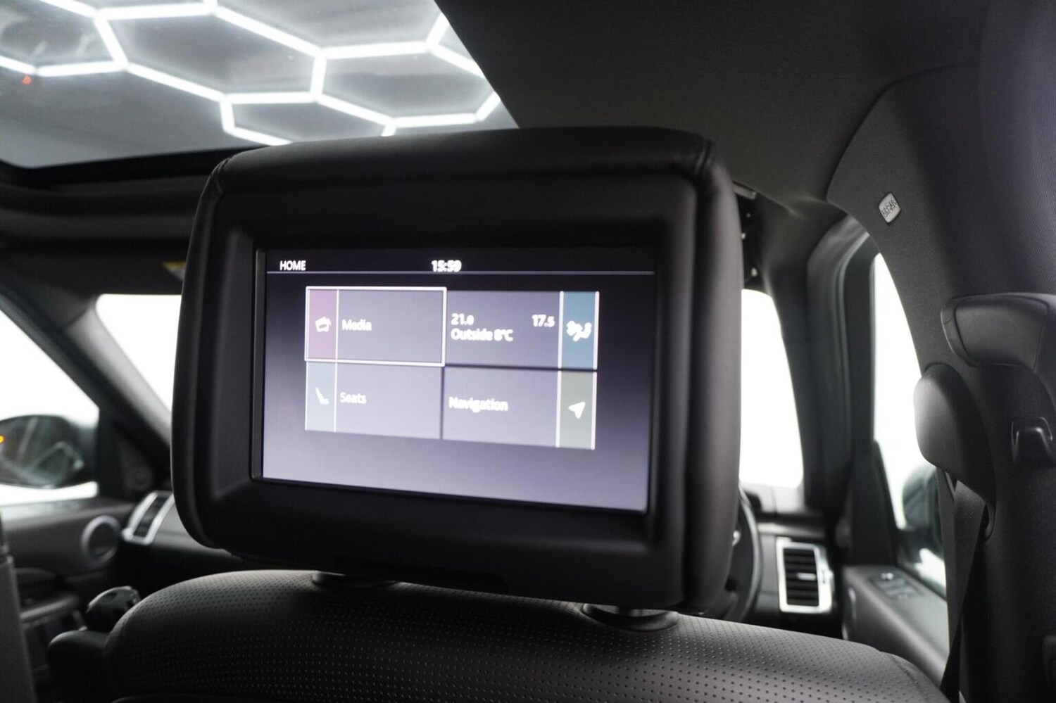 Used Land Rover Discovery 2018 for sale - 76596570: Photo 75