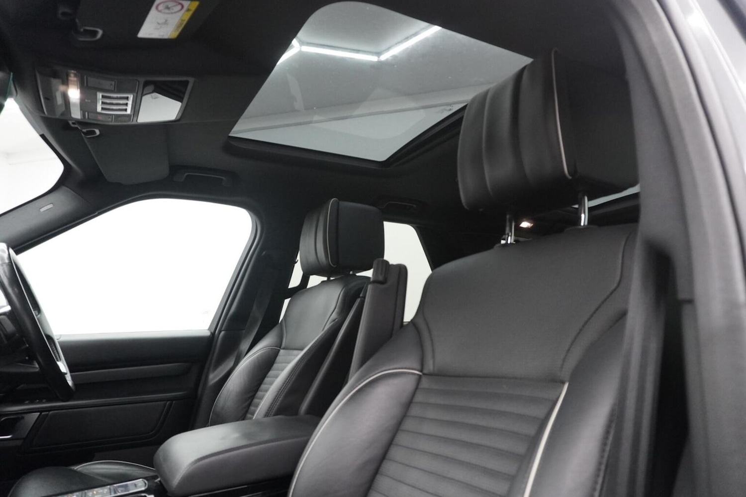 Used Land Rover Discovery 2018 for sale - 76596570: Photo 79