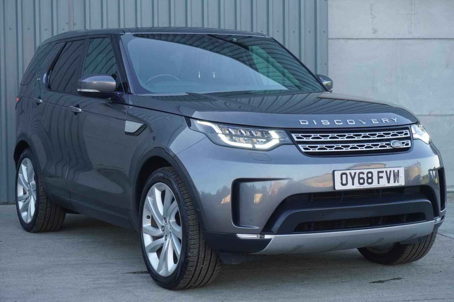 Used Land Rover Discovery 2018 for sale - 76596570: Photo 8