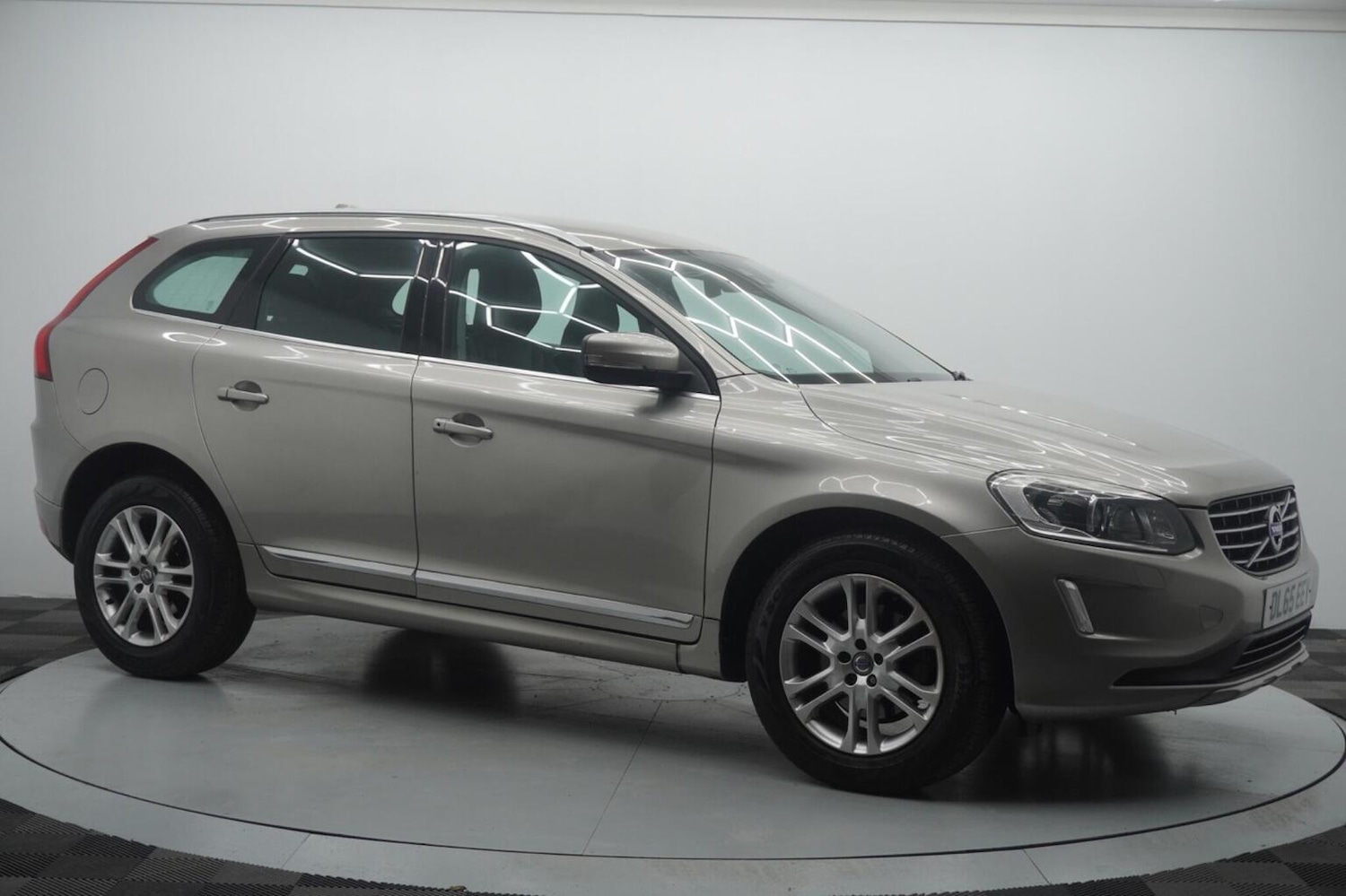 Used Volvo XC60 2015 for sale - 77622448: Photo 14