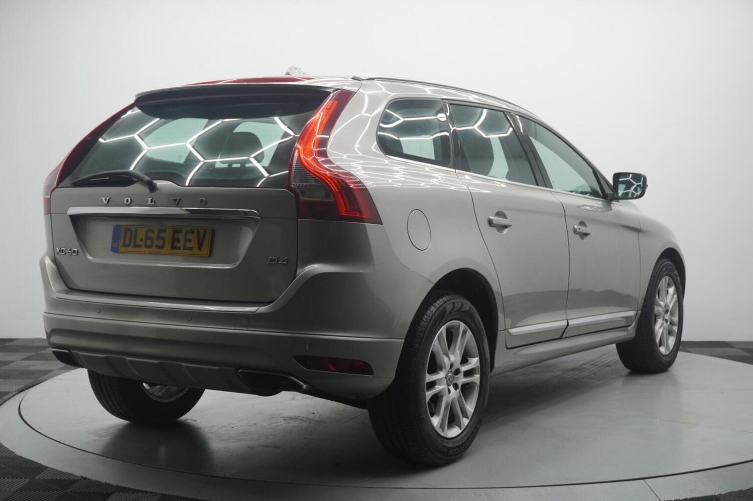 Used Volvo XC60 2015 for sale - 77622448: Photo 18