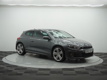 Used Volkswagen Scirocco 2017 for sale - 76699320: Photo