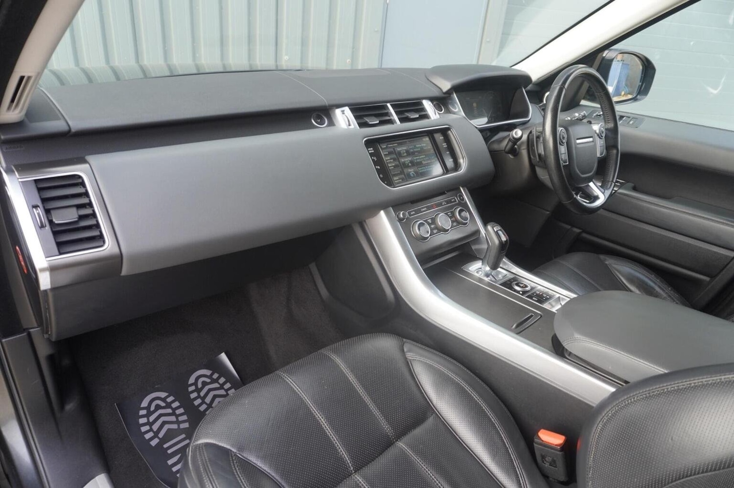 Used Land Rover Range Rover Sport 2015 for sale - 76211855: Photo 15