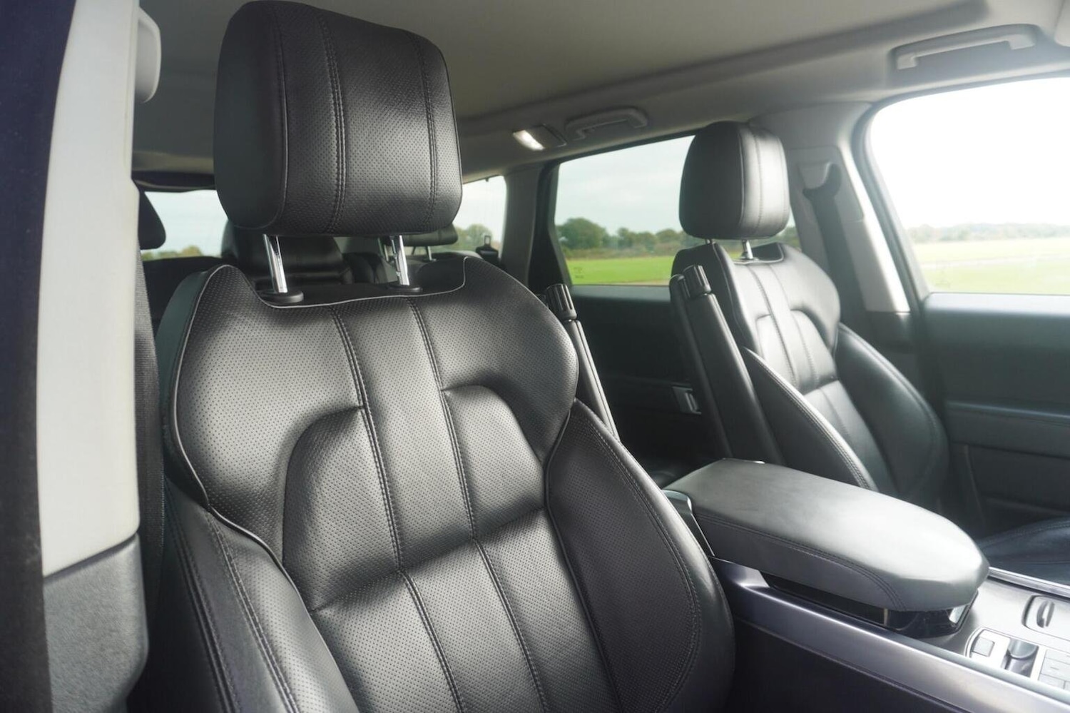 Used Land Rover Range Rover Sport 2015 for sale - 76211855: Photo 17