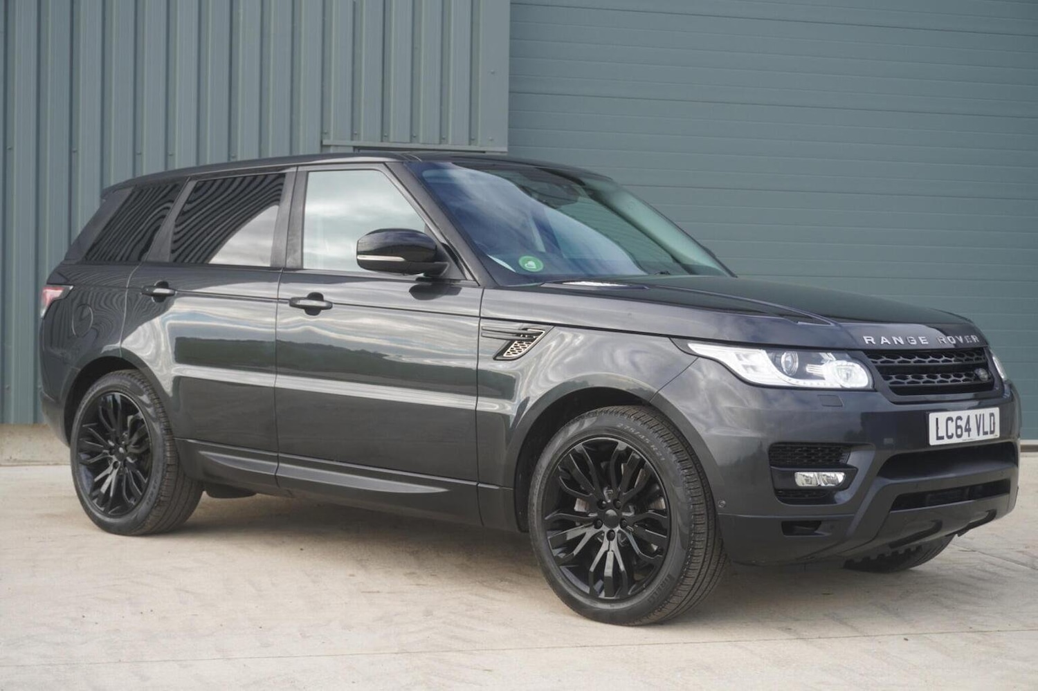 Used Land Rover Range Rover Sport 2015 for sale - 76211855: Photo 3