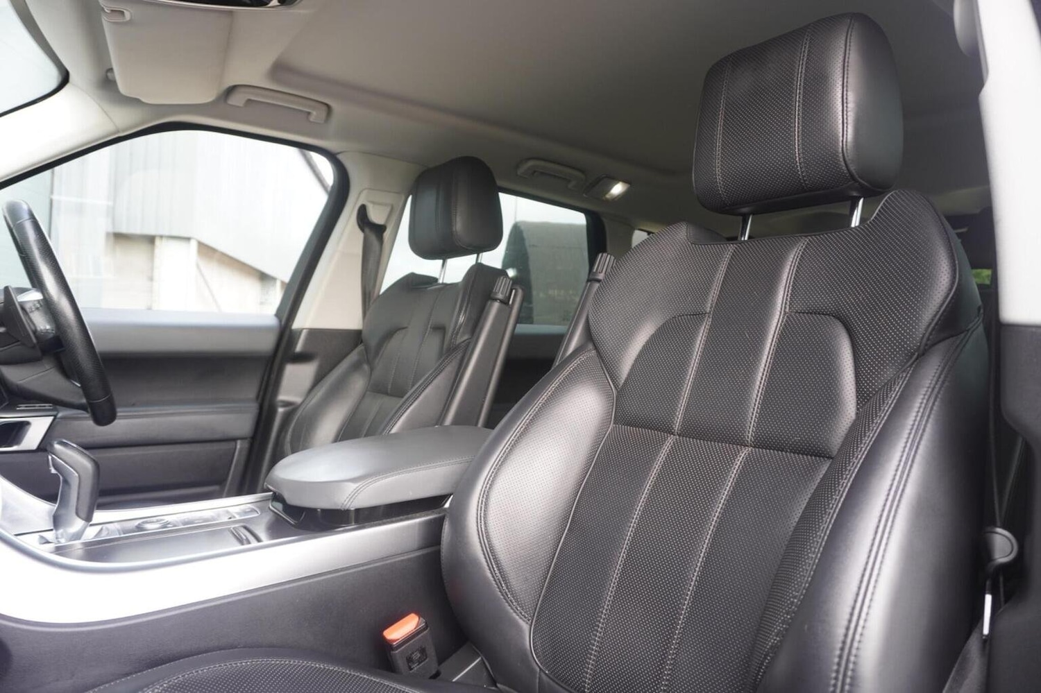 Used Land Rover Range Rover Sport 2015 for sale - 76211855: Photo 42