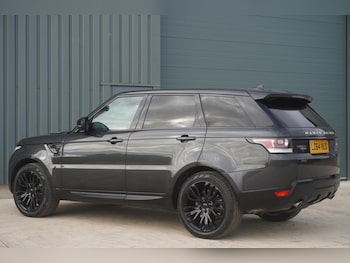 Used Land Rover Range Rover Sport 2015 for sale - 76211855: Photo