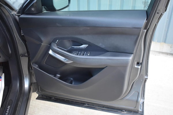 Used Jaguar E-Pace 2019 for sale - 75124477: Photo 24