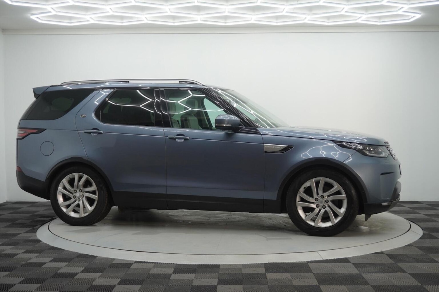 Used Land Rover Discovery 2019 for sale - 76482908: Photo 20